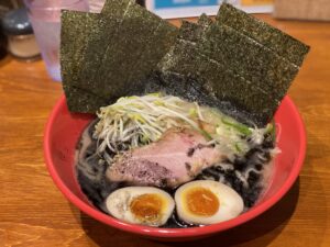 琉家石垣島店こがしラーメン